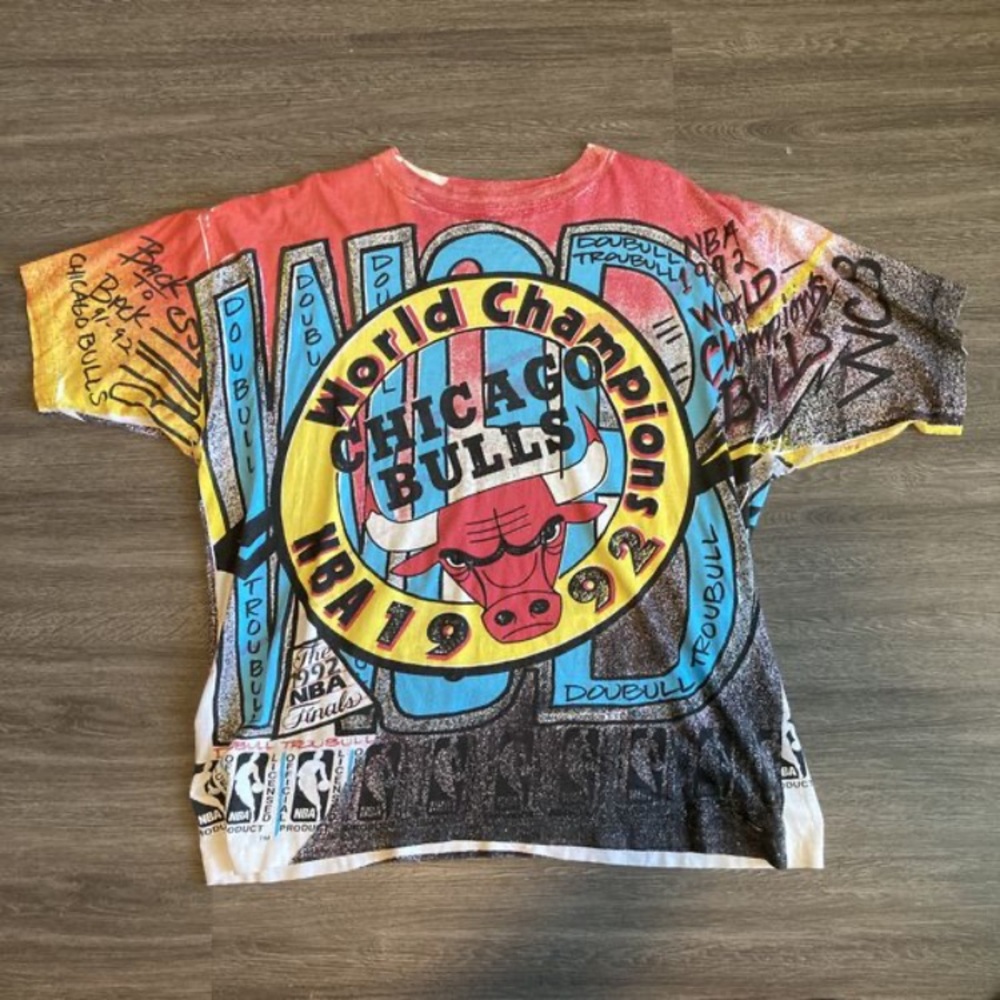 Vintage Chicago Bulls All Over Print